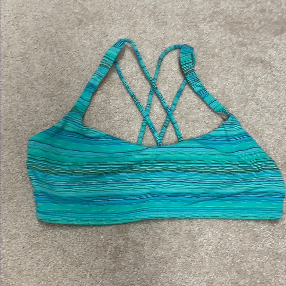 Lululemon sports bra